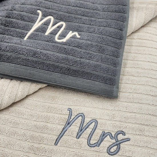 WIFEY & HUBBY TOWELS